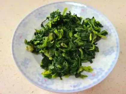 Make Spinach and radish step 0