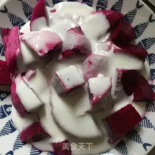 Make Red date cream, taron and yogurt step 4