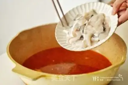 Make Guizhou cauliflower soup step 4