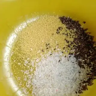 Make Porridge of oatmeal step 0