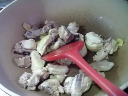 Make Blackwood. Three yellow chickens step 4