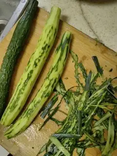 Make Pickle cucumber step 1