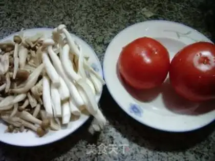 Make Twin mushrooms and fried tomatoes step 0