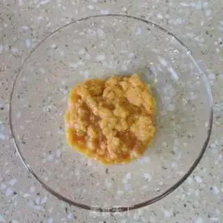 Make Scrambled eggs from herring seeds step 2