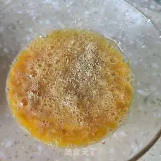 Make Scrambled eggs from herring seeds step 4
