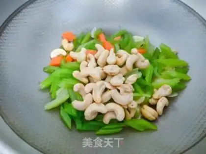 Make Celery cashew step 5