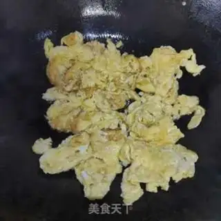 Make Scrambled eggs from herring seeds step 8