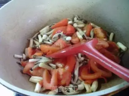 Make Twin mushrooms and fried tomatoes step 8
