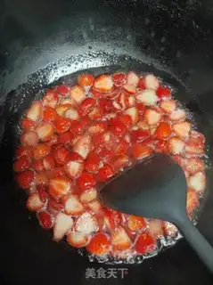 Make Homemade strawberry sauce step 5
