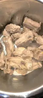 Make Mountain medicine and bone soup step 0