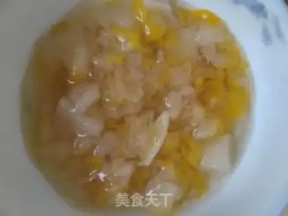 Make Golden Ear lily soup step 5