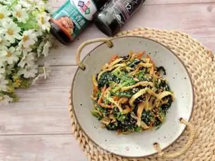 Make Eggskin spinach step 12