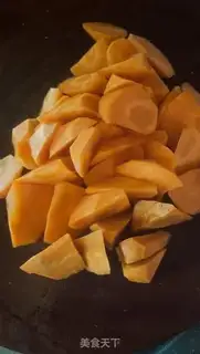 Make Pork carrot corn dumplings step 1