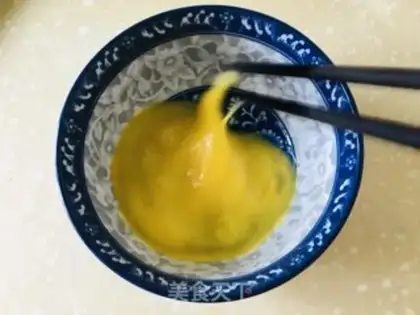 Make Tomato egg soup step 2