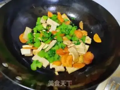 Make Mustard soy-dried eggs step 4