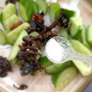Make cucumbers with goose eggs step 5