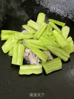 Make Suffering melon cucumber ribs step 7