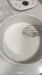 Make Strawberry yogurt mousse step 7