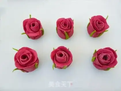 Make Rose buns step 8