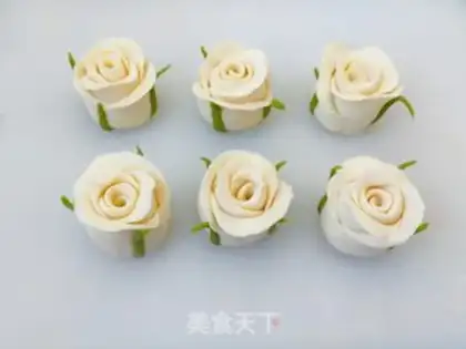 Make Rose buns step 9