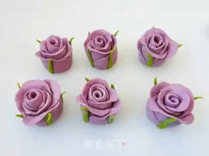 Make Rose buns step 10