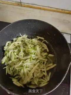 Make Pumpkin with fried eggs step 4