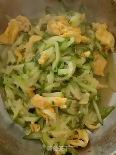 Make Pumpkin with fried eggs step 7