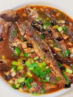 Make A little fish in sauce step 4