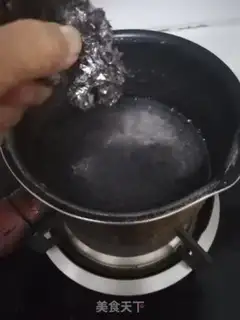 Make Crayfish soup step 0