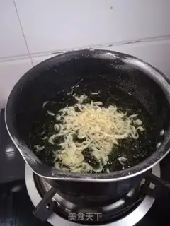Make Crayfish soup step 1