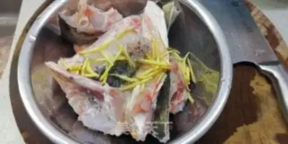 Make Garlic sauce, steamed fish head step 0