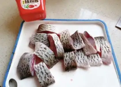 Make A casserole of fish step 0