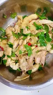 Make Spicy hands tore chickens step 8
