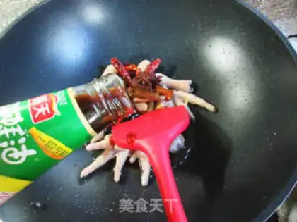 Make The chicken claws burn the sea step 5
