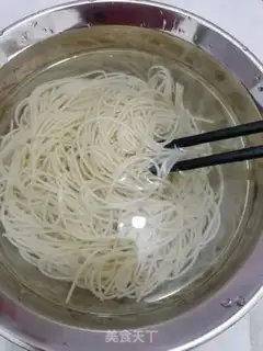 Make Onion noodles step 2