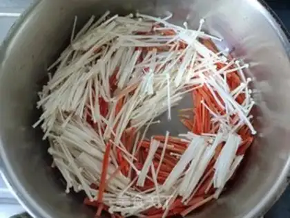 Make Home spicy soup step 5