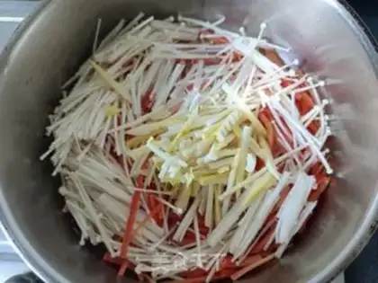Make Home spicy soup step 6