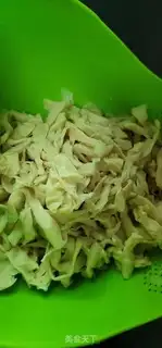 Make Five flowers and a dry step 4