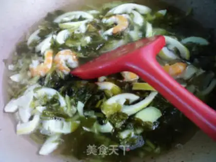 Make Shrimp pickled soup step 9