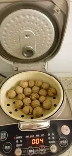 Make Sticky bean buns step 1