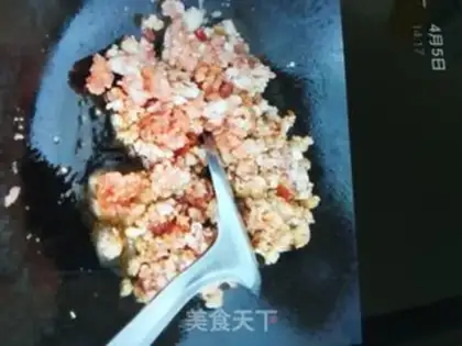Make Homemade meat sauce step 1