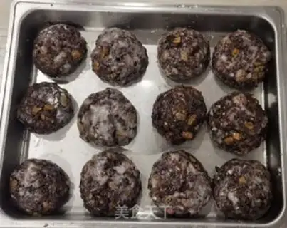 Make Sticky bean buns step 5