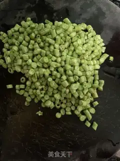 Make Puffy bean horns step 3