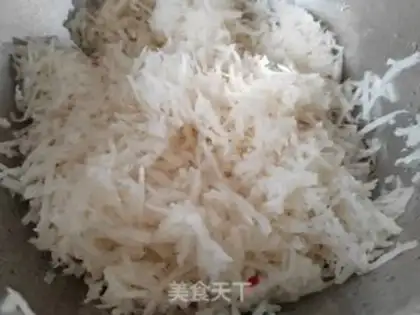 Make The radish gravy step 1