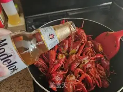 Make Spicy lobster step 8