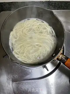 Make Puffy bean horns step 14