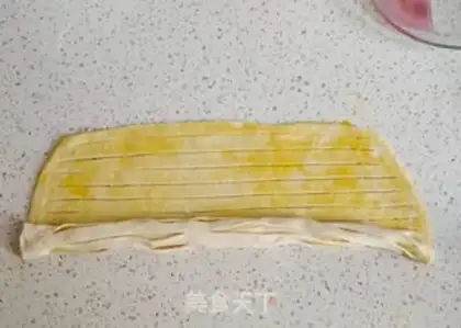 Make A hand torn oil cake step 3