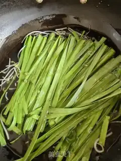 Make Hot sauce and vegetables step 9