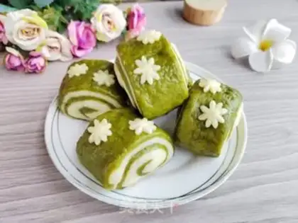 Make Little daisies, double-coloured buns step 15