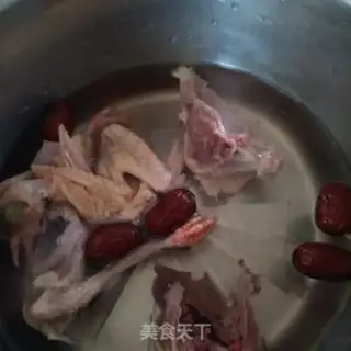 Make Maran head pigeon soup step 2